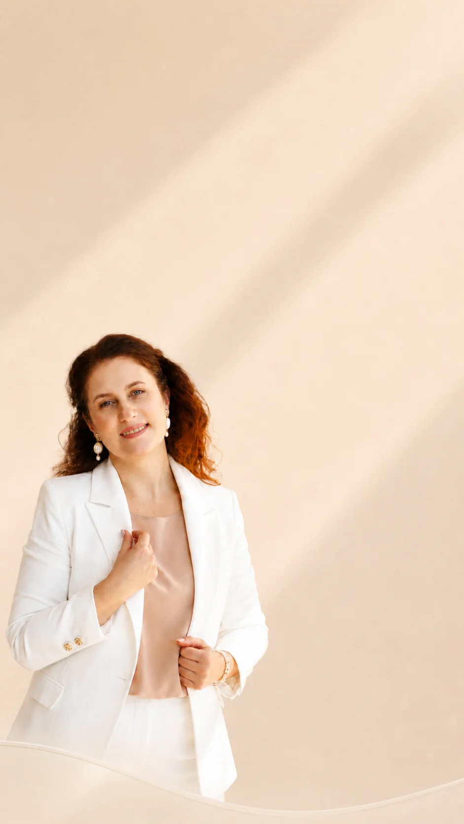 Елена Михайлова