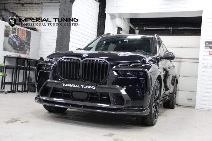 BMW X7 G07 Lci Imperial Tavad II Carbon — установка карбоновых элементов и керамическая защита