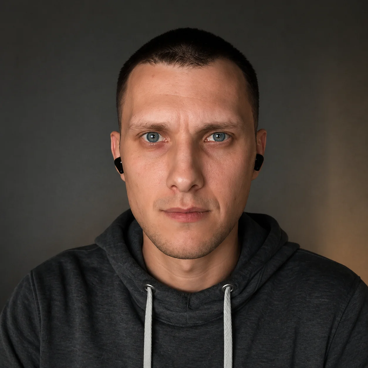 Дмитрий — эксперт по недвижимости
