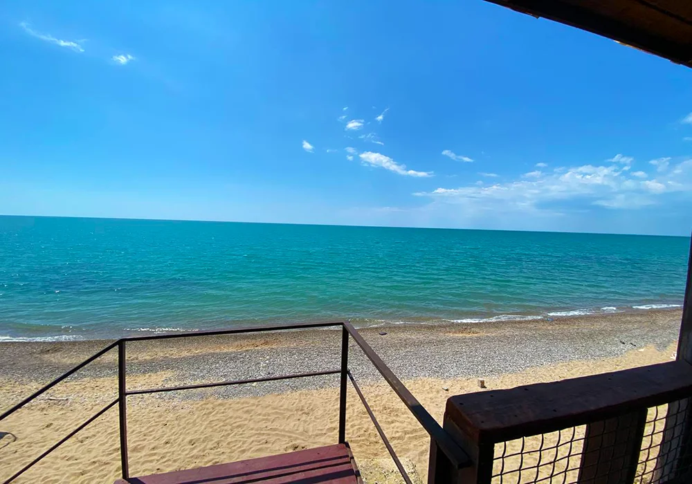 Территория базы отдыха Монтажник в Николаевке