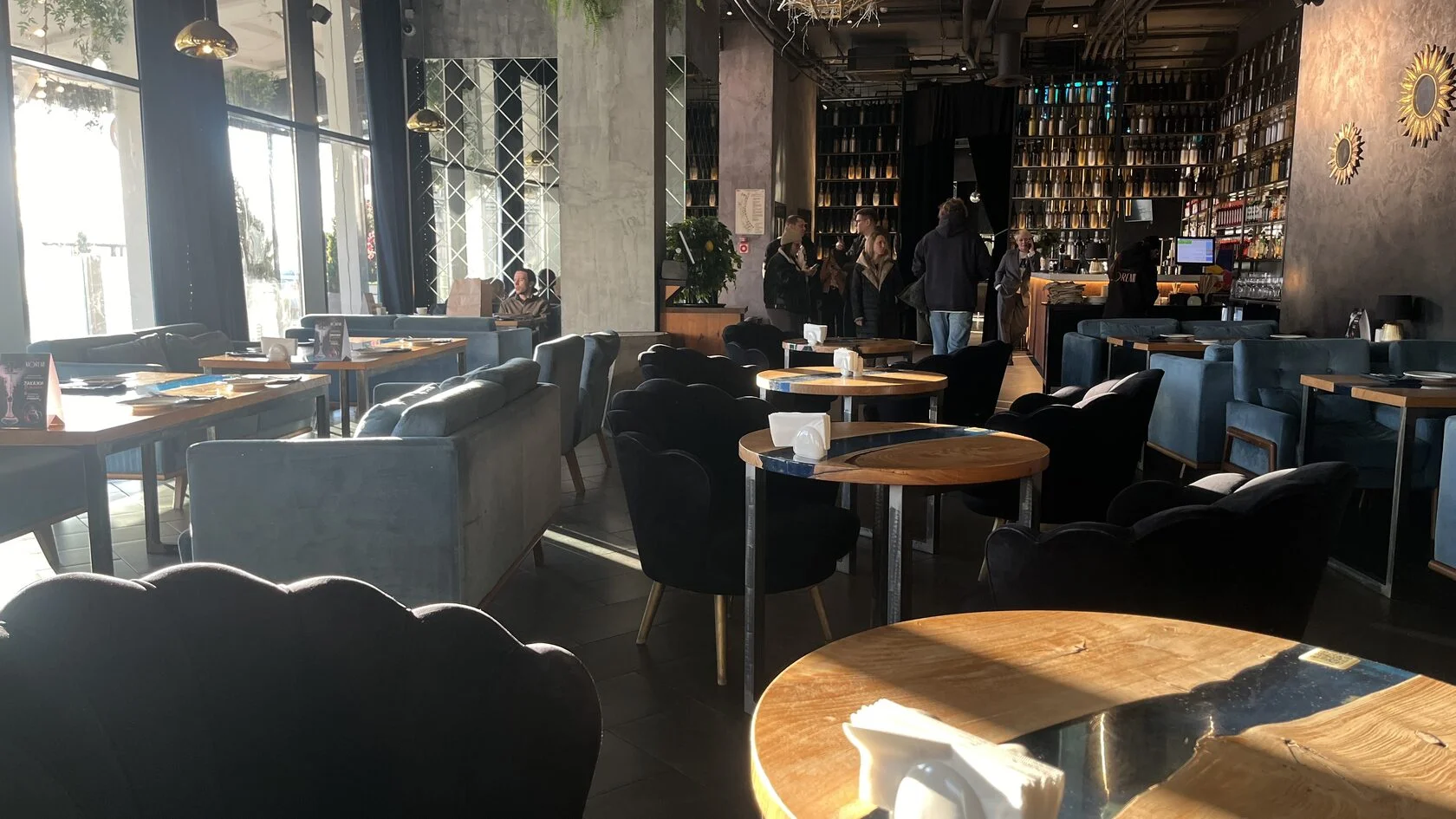 Ресторан — локация