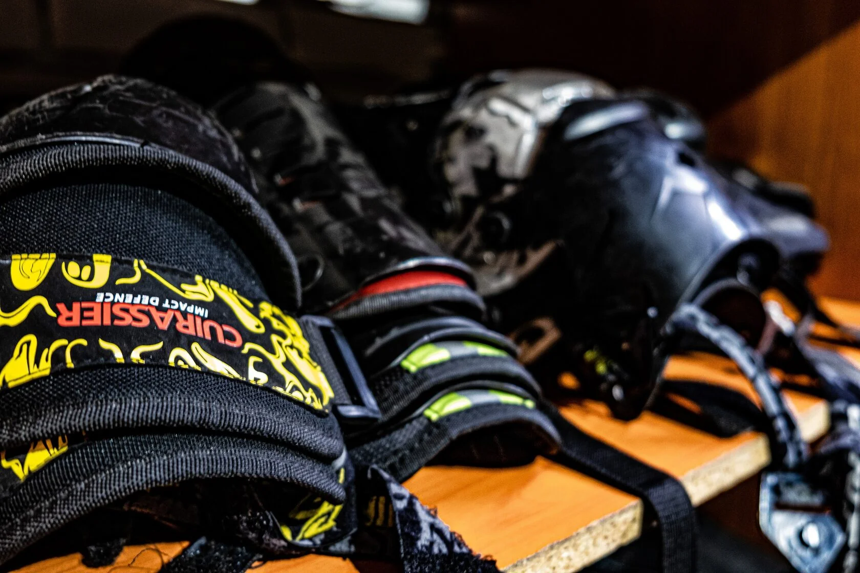 Наколенники/налокотники