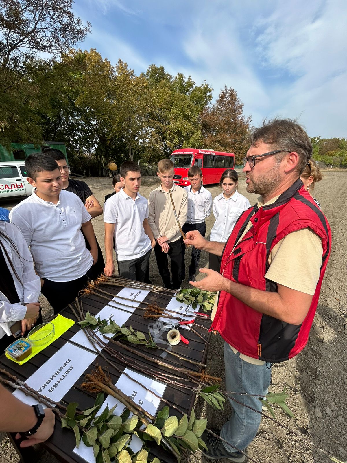 Молодые специалисты в работе