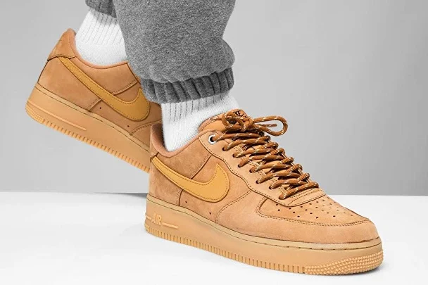 NIKE AIR FORCE 1 LOW 07 WB FLAX 100