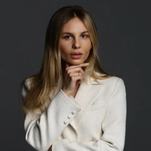 Анастасия Гайдар
