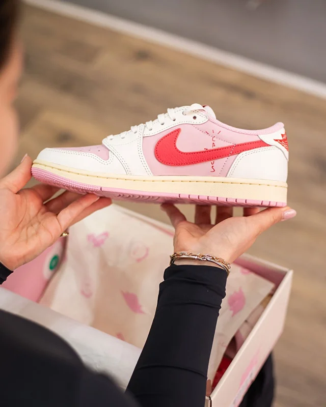 Jordan 1 Retro Low OG SP Travis Scott Sail Tropical Pink - 100