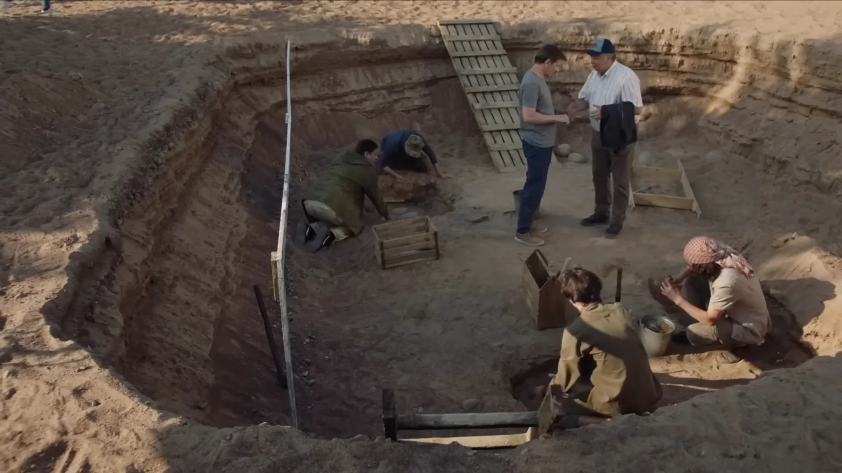 Внутри раскопа