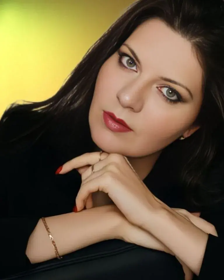 Менеджер Вероника