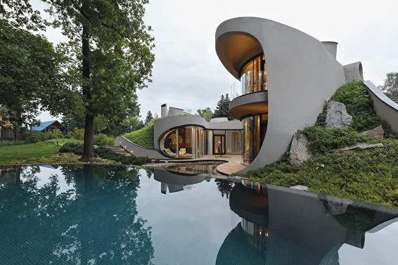 THE HOUSE IN THE LANDSCAPE Hover