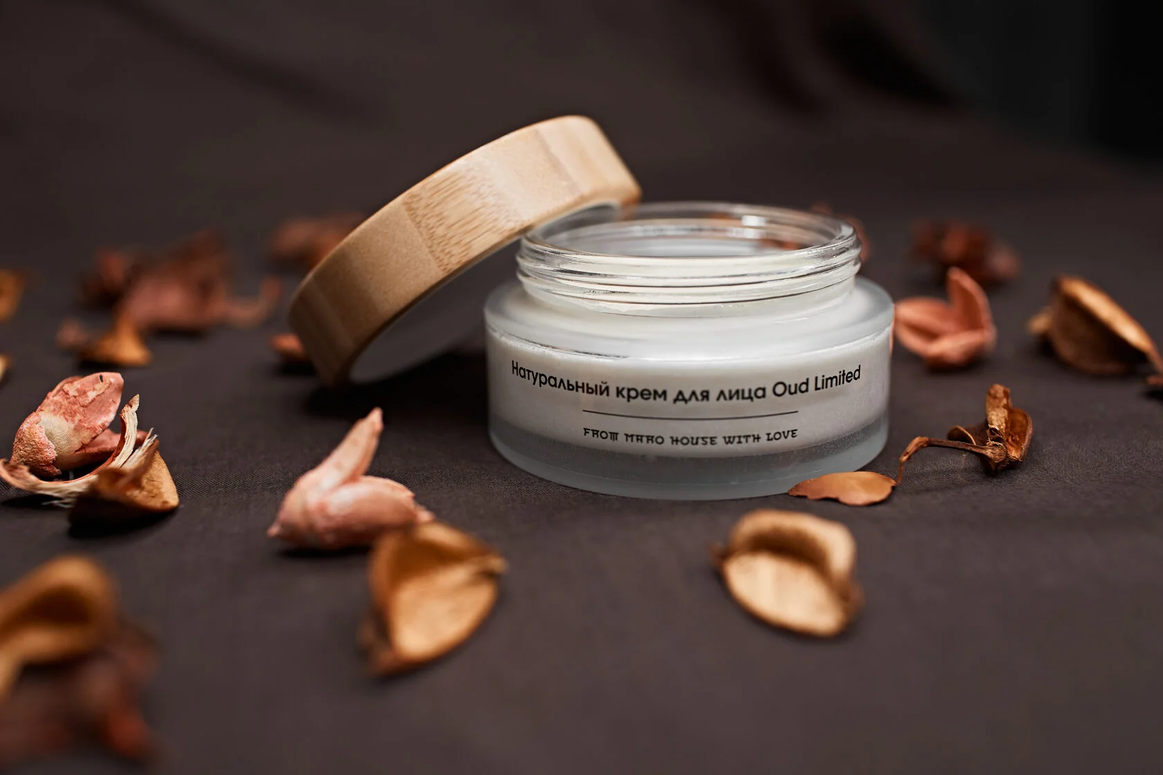 Oud Limited cream