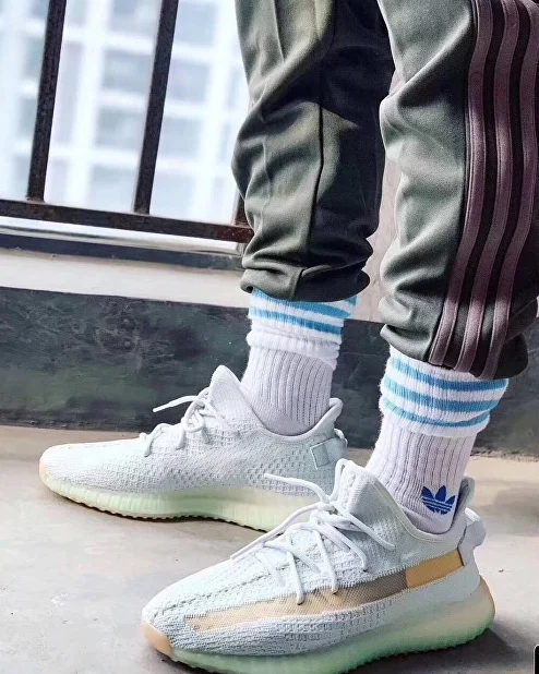 Yeezy v2 hyperspace release date on sale