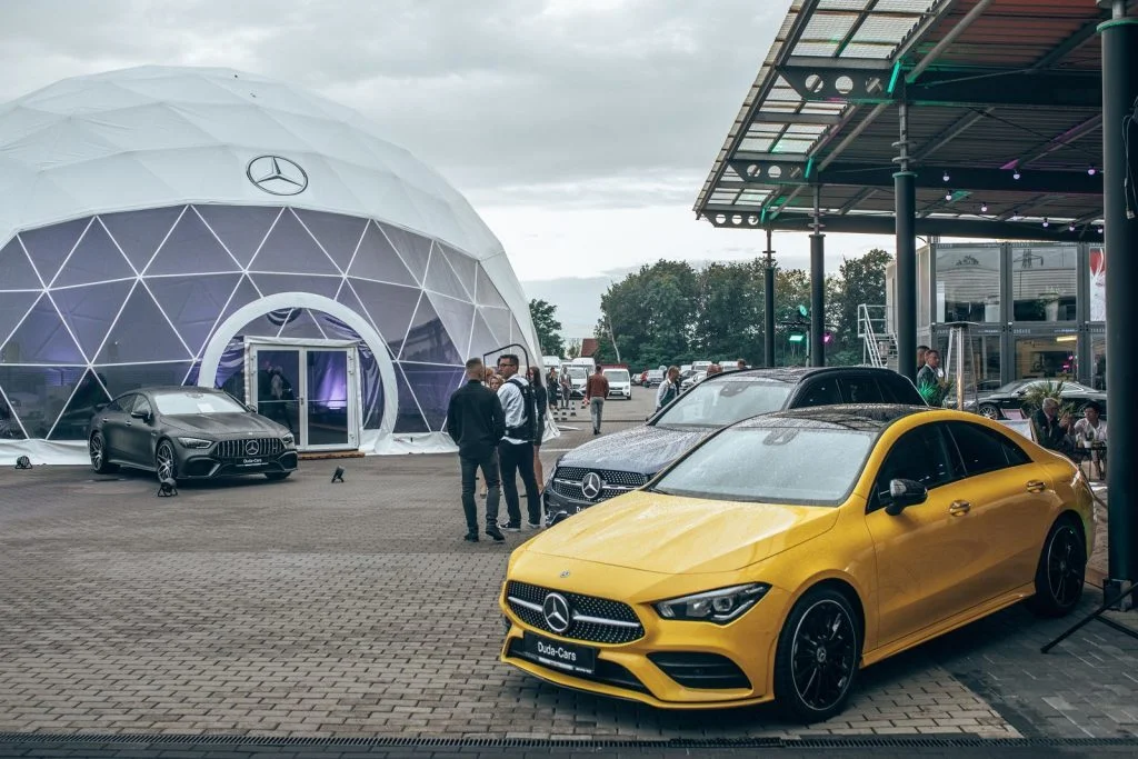 брендированный купол под презентацию автомобилей