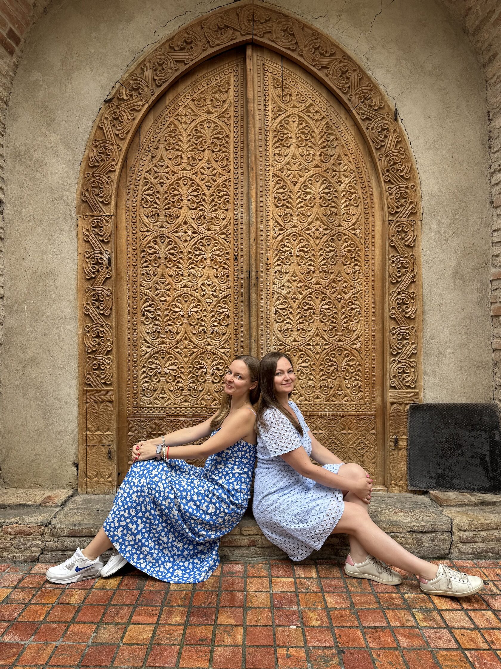 Maria and Daria — Hotel and Travel Content Creators